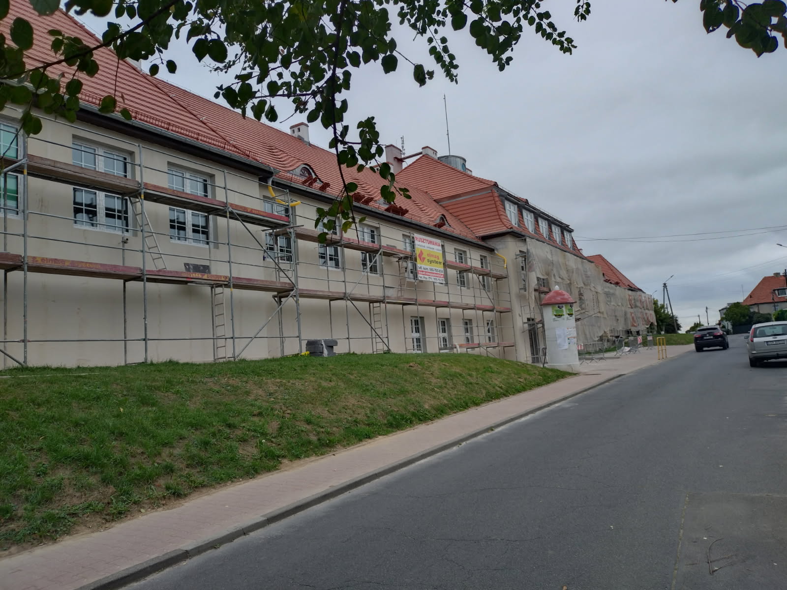 Liceum Ogólnokształcące Trzebnica - realizacja 3