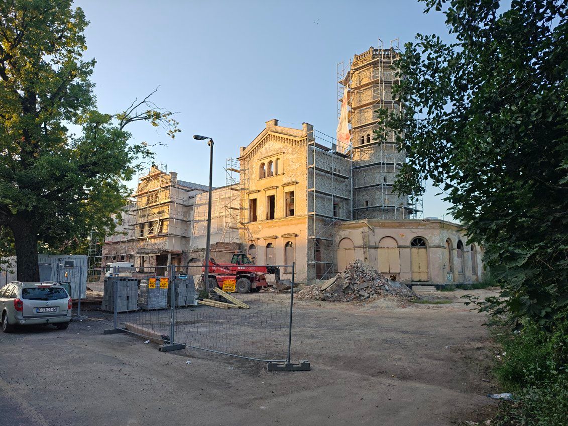 Dworzec kolejowy Głubczyce - realizacja 1