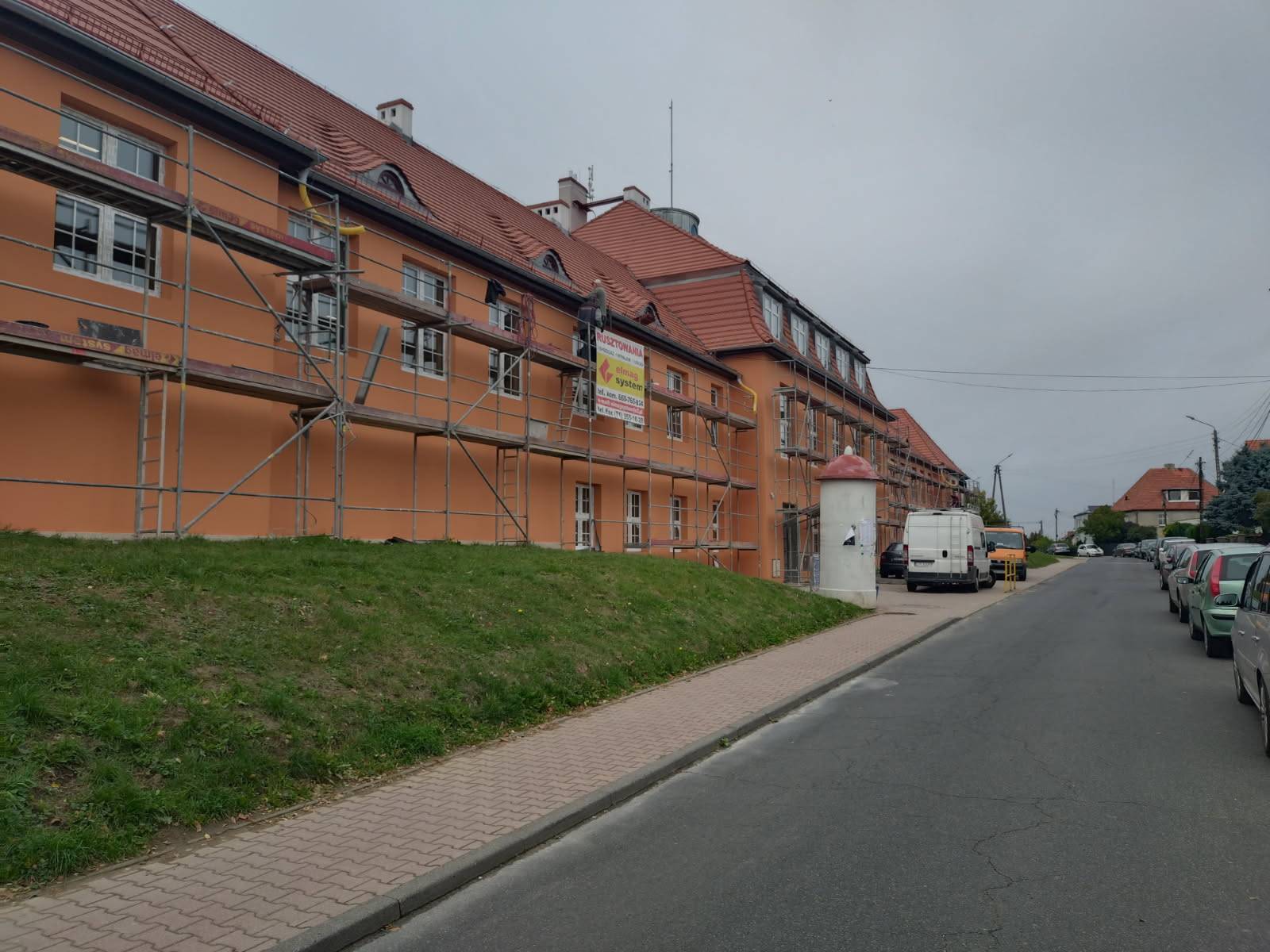 Liceum Ogólnokształcące Trzebnica - realizacja 2